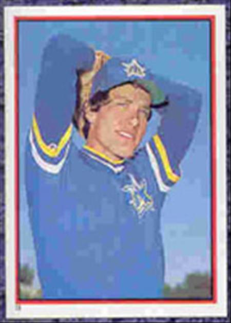 1983 Topps Baseball Stickers     018      Floyd Bannister